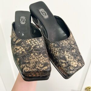 SALPY x ANTHROPOLOGIE The Asian Inspired Wedge Square Toe Clog Tapestry SZ: 10